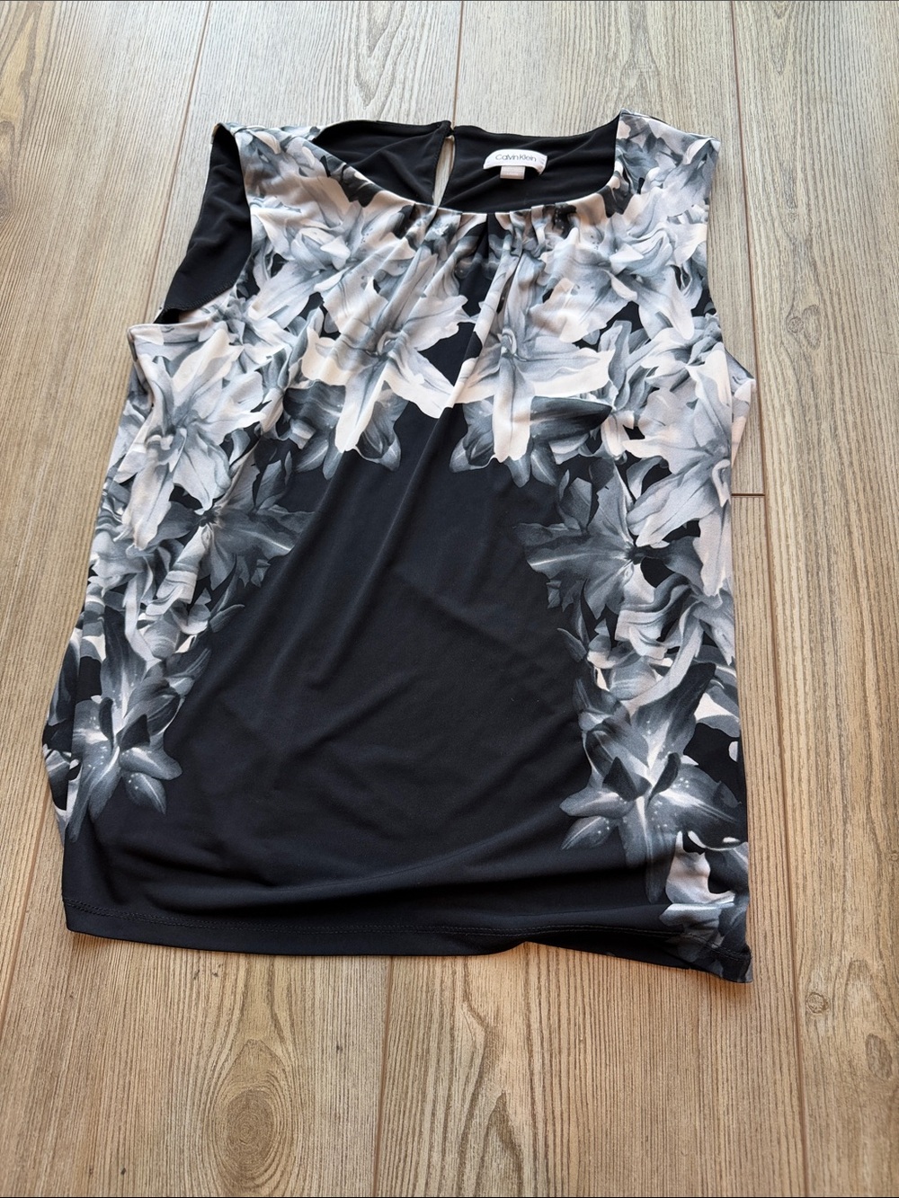 Calvin Klein Black Floral-Print Sleeveless Tank